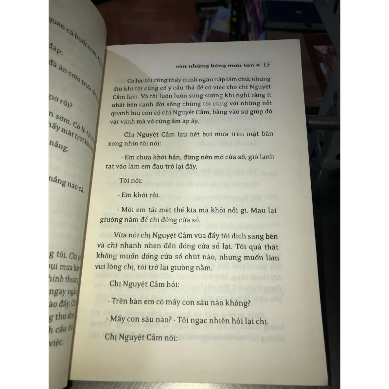 Còn những bóng mưa tan - Từ Kế Tường 1009473