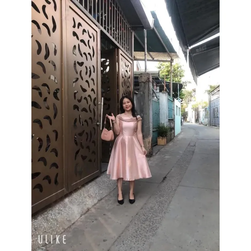 Đầm tiểu thư xoè bệt vai 973980