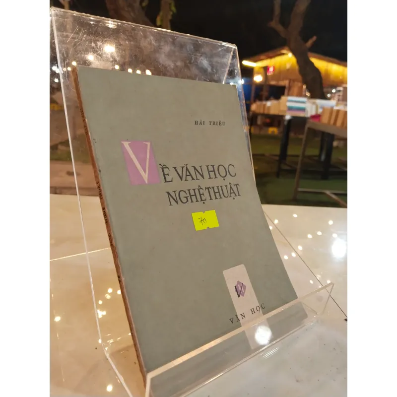 VỀ VĂN HỌC NGHỆ THUẬT - HẢI TRIỀU  997514