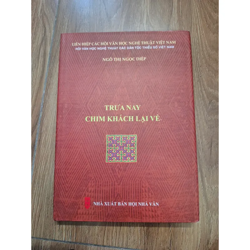 Trưa nay chim khách lại về - Ngô Thị Ngọc Diệp - Thơ/Tản văn 761607