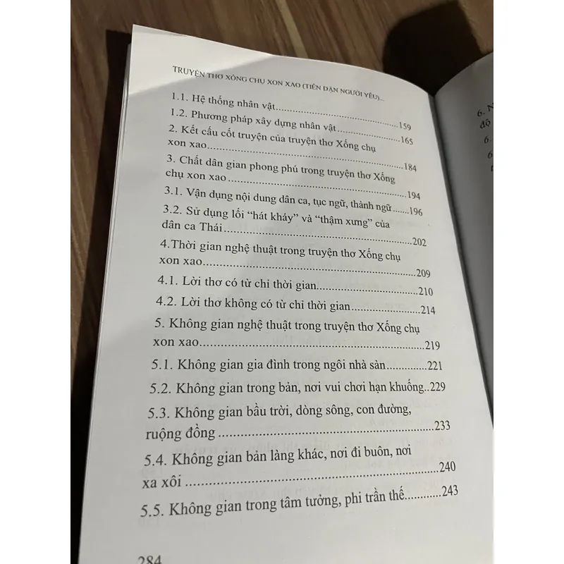 TRUYỆN THƠ XÓNG CHỤ XON XAO (TIỄN DẶN NGƯỜI YÊU NGƯỜI THẢI TÂY BẮC NHÌN TỪ GÓC ĐỘ THI PHÁP 661826