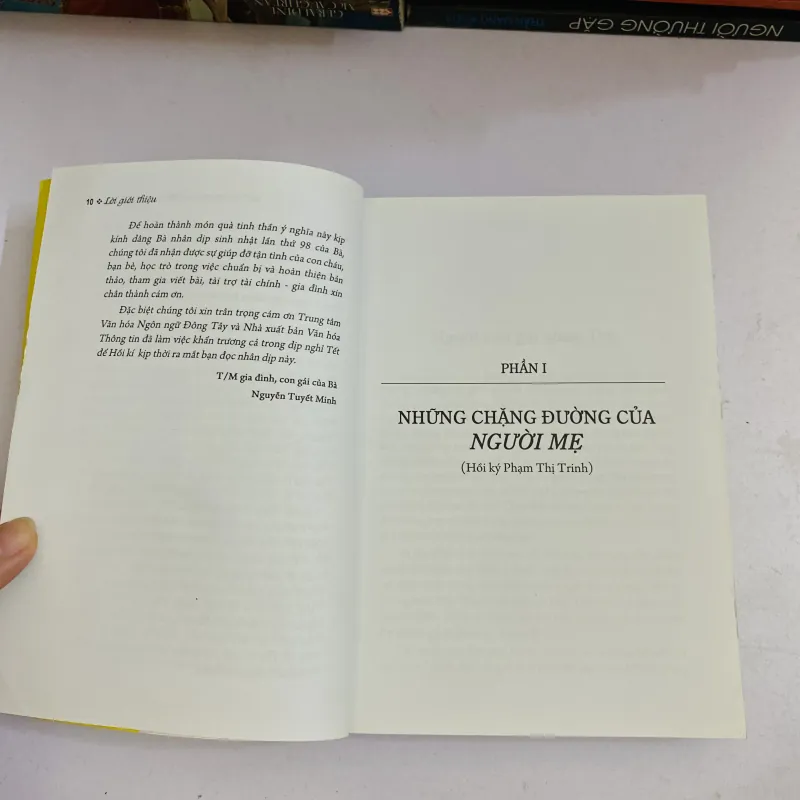 Những chặng đường của người Mẹ - Phạm Thị Trinh hồi ký 1046332