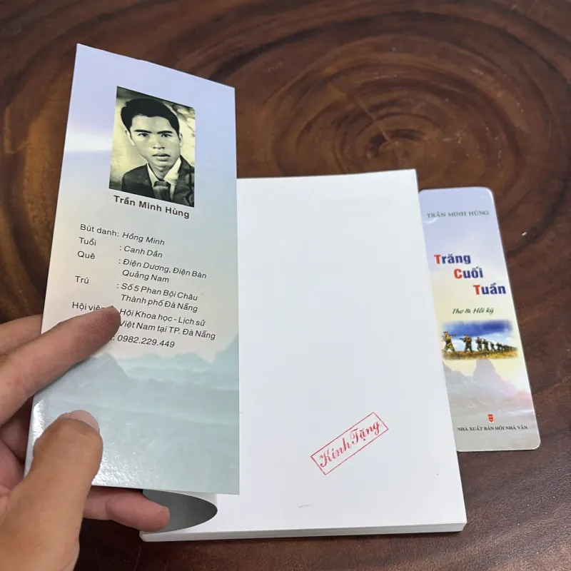 II Thơ Và Hồi Ký: Trăng Cuối Tuần - Trần Minh Hùng - 2019 1001907