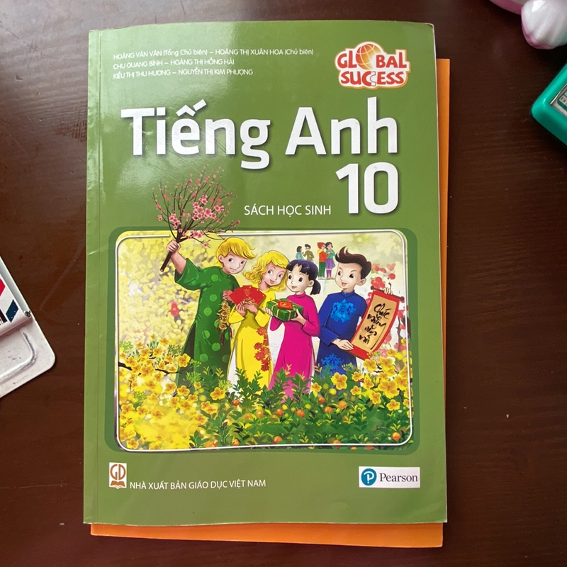 Sách tiếng anh 10 global sucess 322360