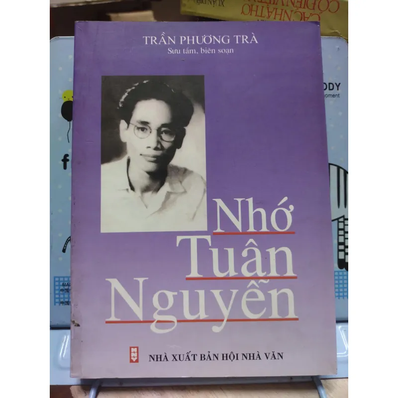sách: Nhớ Nguyễn Tuân -  Trần Phương Trà  (A1) 571972