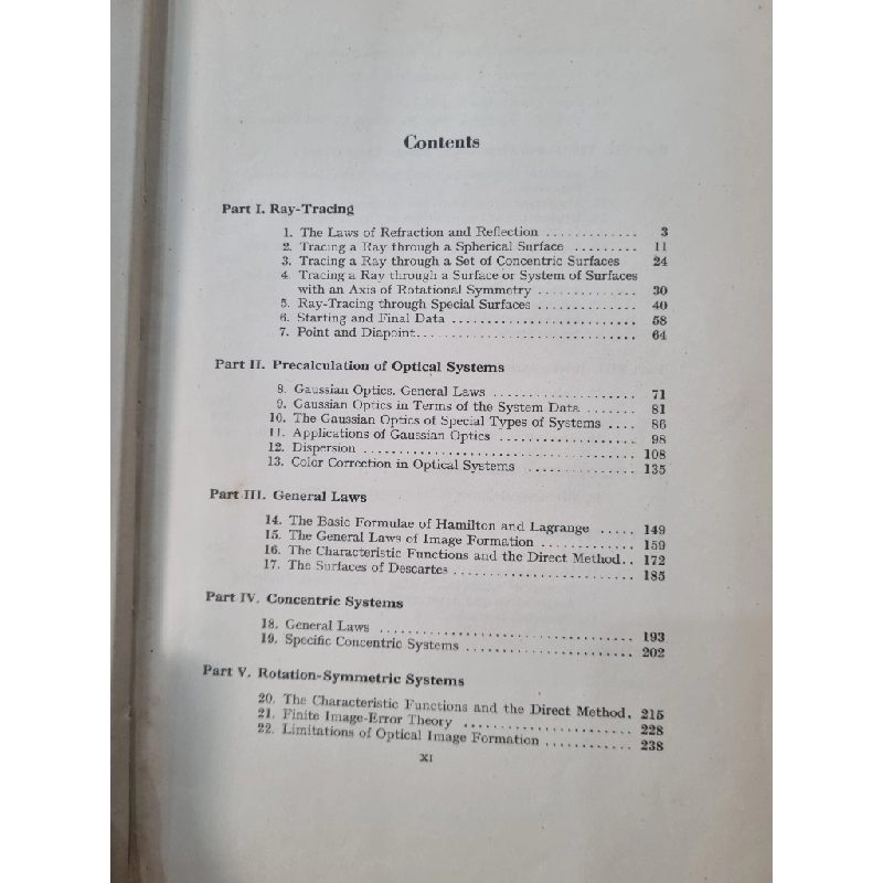 Modern Geometrical Optics - Max Herzberger (Pure and Applied Mathematics - Volume VIII) 448784