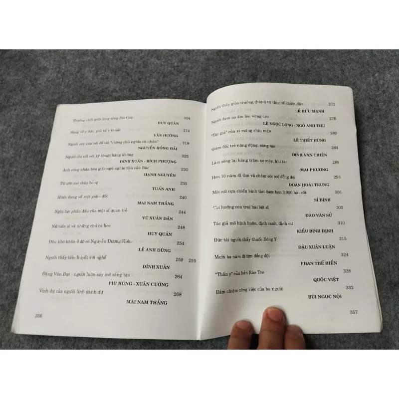 SÁNG MÃI PHẨM CHẤT BỘ ĐỘI CỤ HỒ TẬP IV 700911