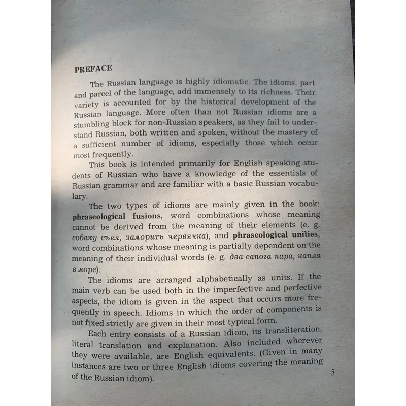 Sách học tiếng Nga: A BOOK OF RUSSIAN IDIOMS ILLUSTRATED, Tilman 3d stereotype edit 713165