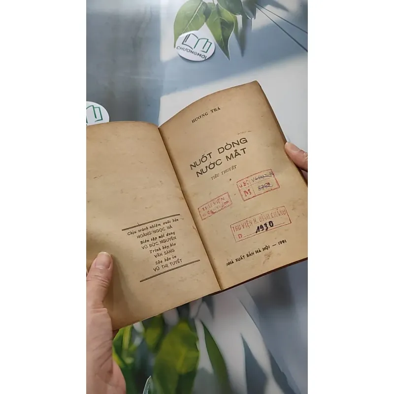 [XƯA] Nuốt Dòng Nước Mắt (1991) - Hương Trà 776051