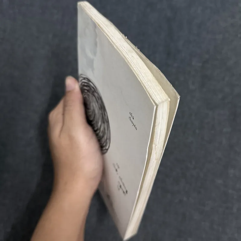 Từ thở, những người lạ - Nhã Thuyên 760879