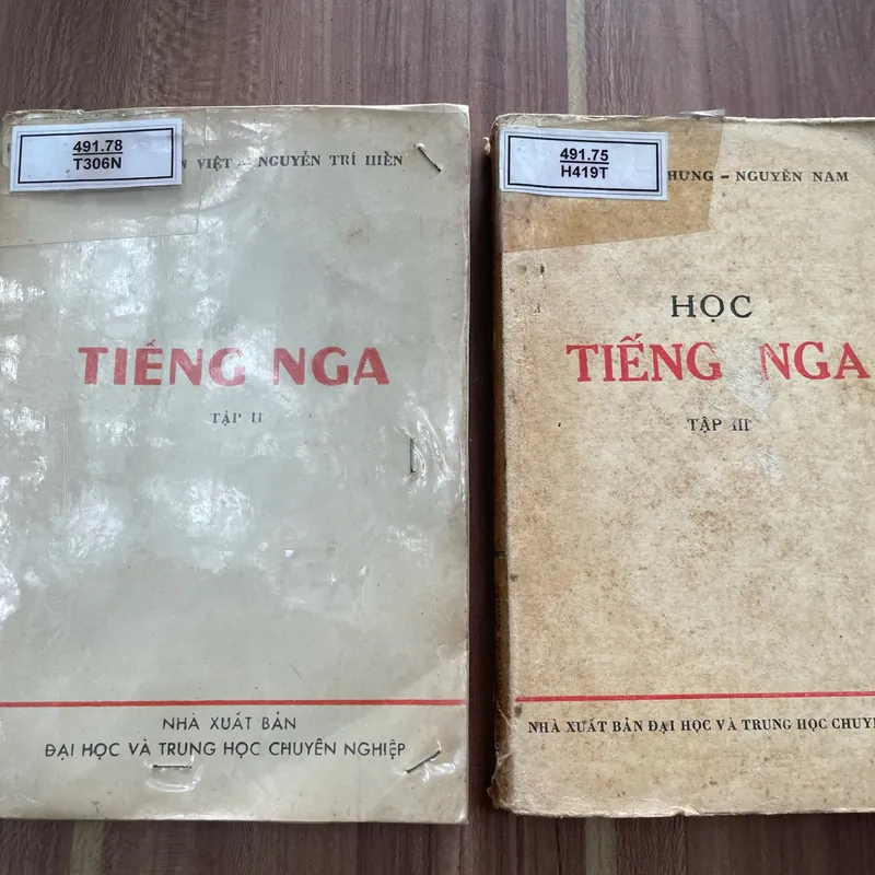 Tiếng Việt tập 2, 3  739347