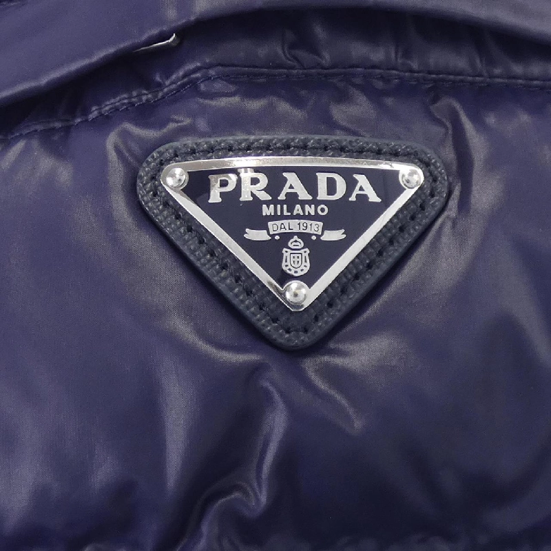 Áo khoác lông vũ PRADA với logo hình tam giác 290796 R212 AR0 - Hàng hiệu Chính hãng 818287
