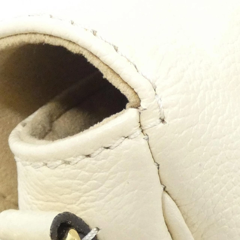 Ví Louis Vuitton Monogram Empreinte Wallet On Chain Ivy M82210 Túi đeo vai - Hàng hiệu Chính hãng 802135