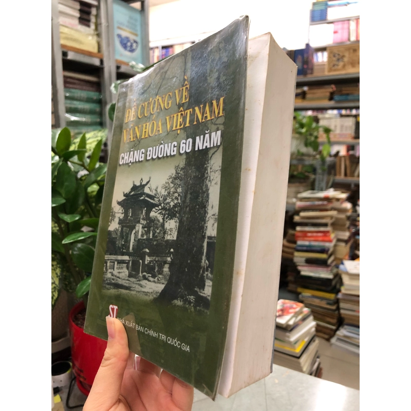 ĐỀ CƯƠNG VỀ VĂN HÓA VIỆT NAM CHẶNG ĐƯỜNG 60 NĂM 464137