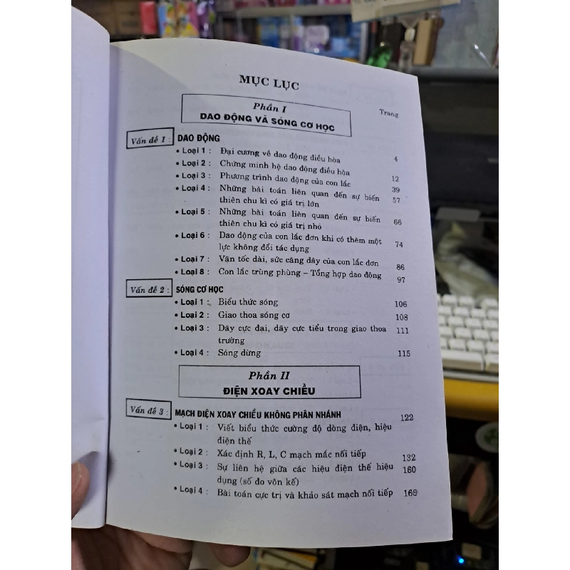 Phương pháp giải toán vật lí luyện thi vào đại học Lê Văn Thông 2010 mới 90% GIÁO KHOA HCM1709 923223