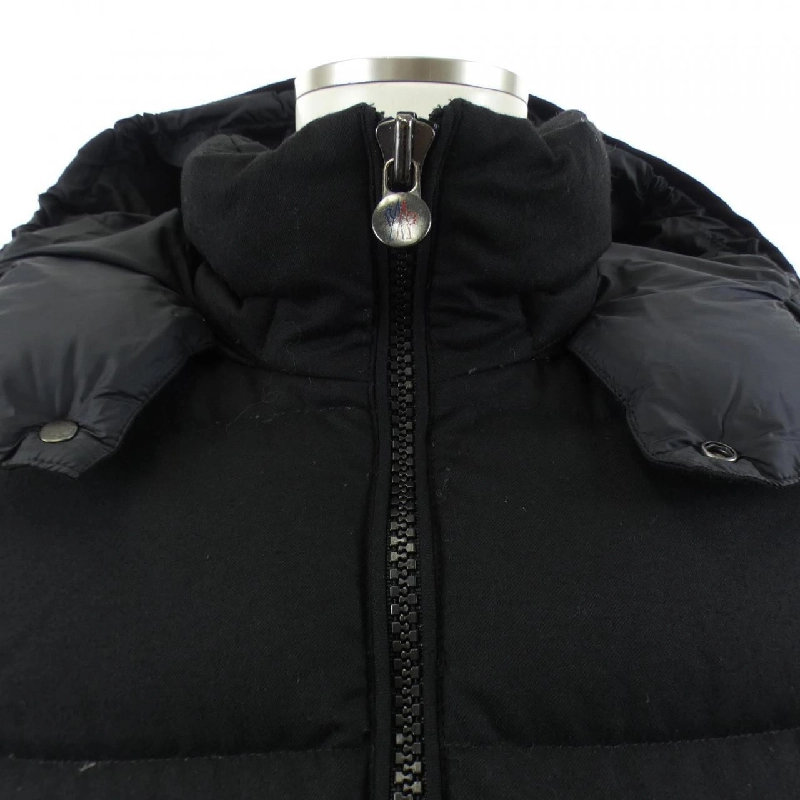 Moncler MONCLER MONTGENEVRE Áo khoác lông - Hàng hiệu Chính hãng 884035