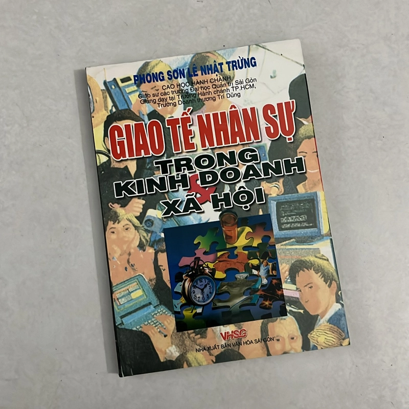 Giao tế nhân sự trong kinh doanh xã hội 504458