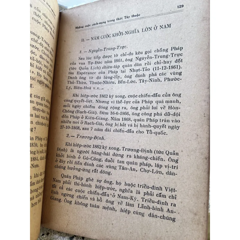 Việt sử kinh nghiệm 592172