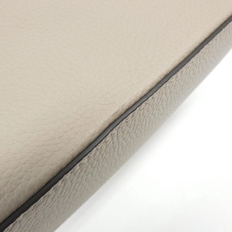 Túi xách Louis Vuitton Capucines BB da kỳ lạ 618932