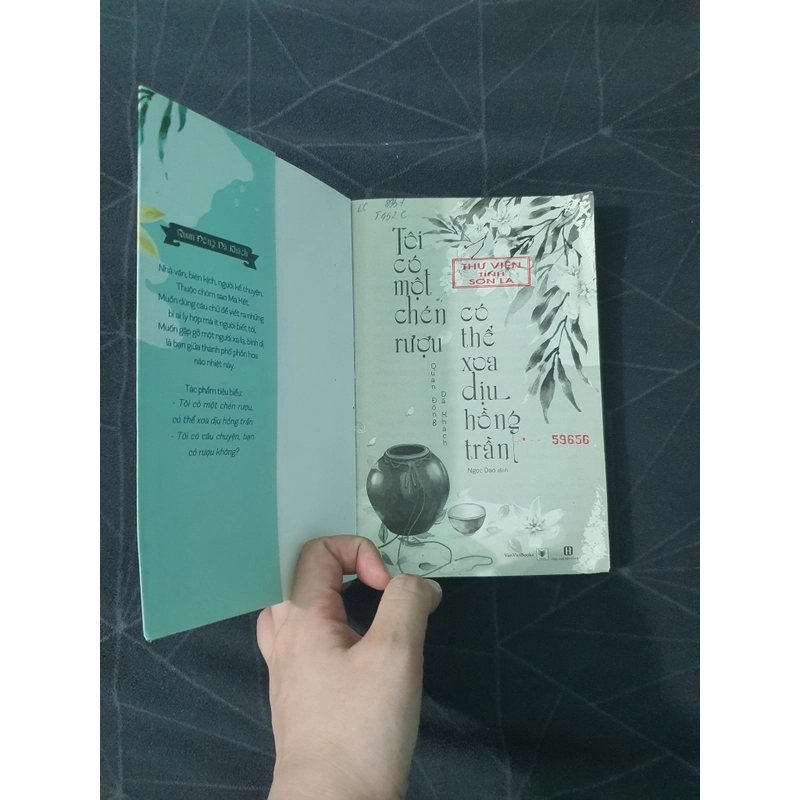 "Tôi có một chén rượu, có thể xoa dịu hồng trần" - Quan Đông Dã Khách 472185