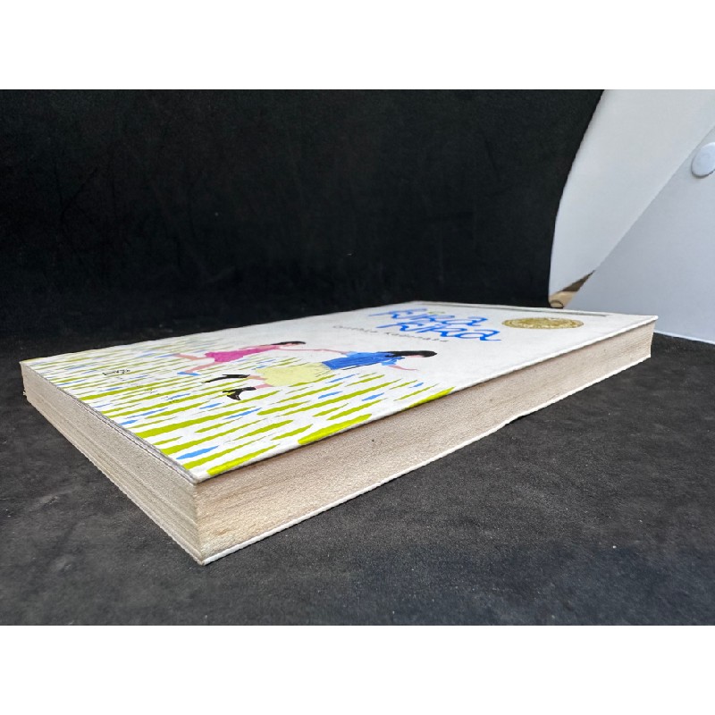 Kira Kira, 2015, Cynthia Kadohata. Mới 90 % SBM2807 Oreka-Blogmeo 62763