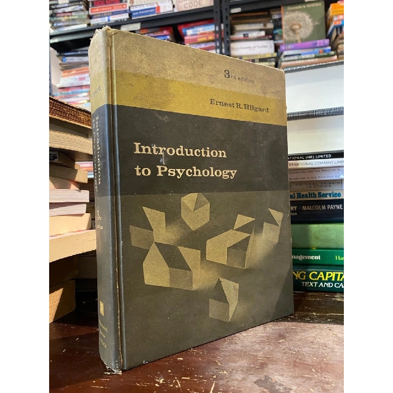 Introduction to Psychology - Ernest R. Hilgard 1010098