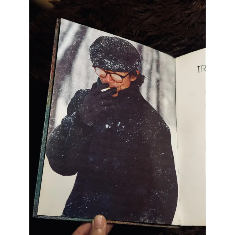 Sách Trịnh Công Sơn (bìa cứng) 1020891