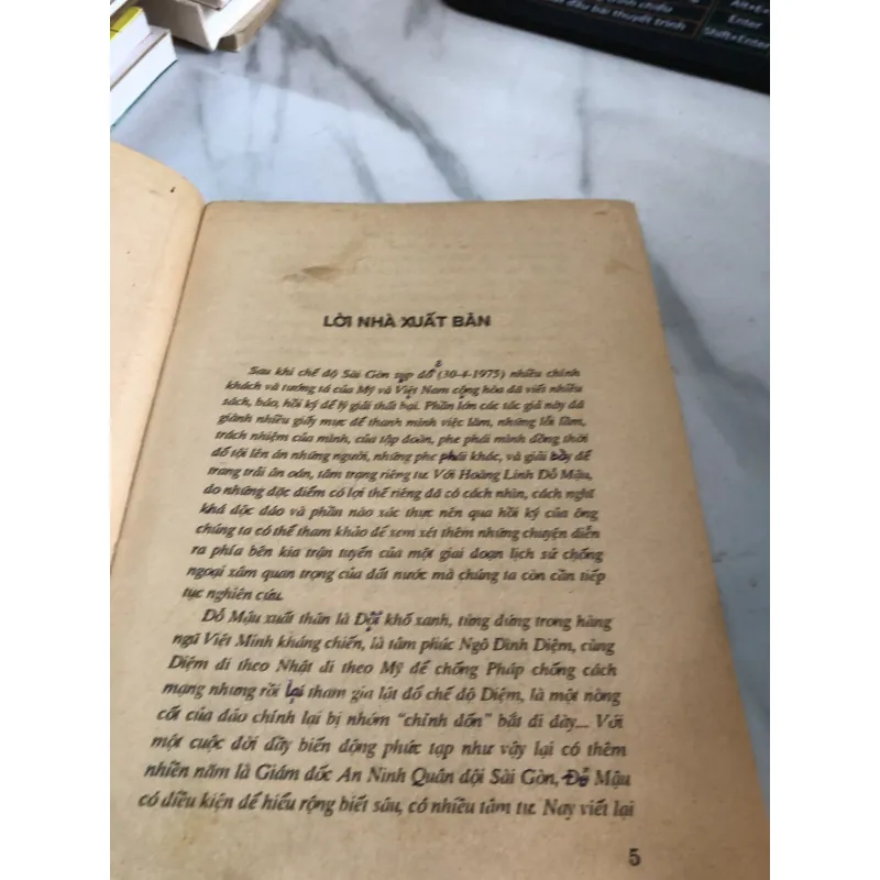 Tâm sự tướng lưu vong- Hồi Ký Hoành Linh- Đỗ Mậu 932761