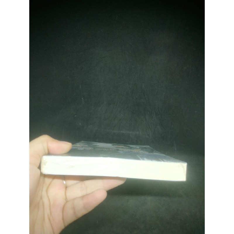 Tiệm sách cũ Biblia, tập 1, mới 90% HCM1303 Oreka-Blogmeo 37937