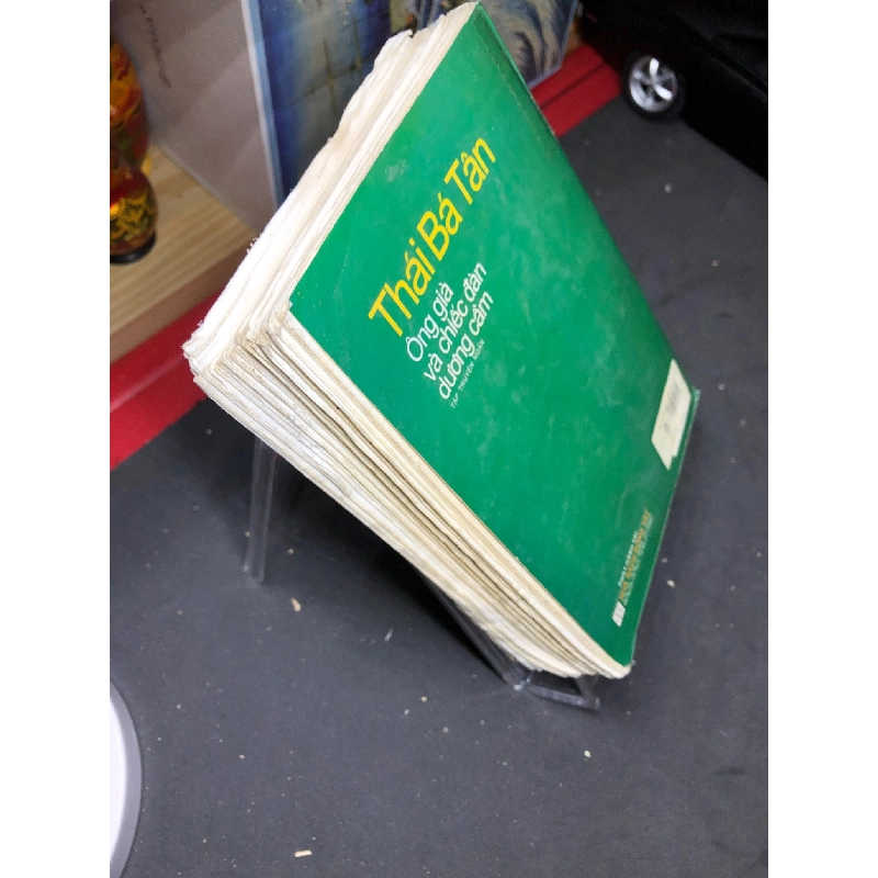 Ông già và chiếc đàn dương cầm 2002 mới 60% ố bẩn bung gáy Thái Bá Tân HPB0906 SÁCH VĂN HỌC 915298