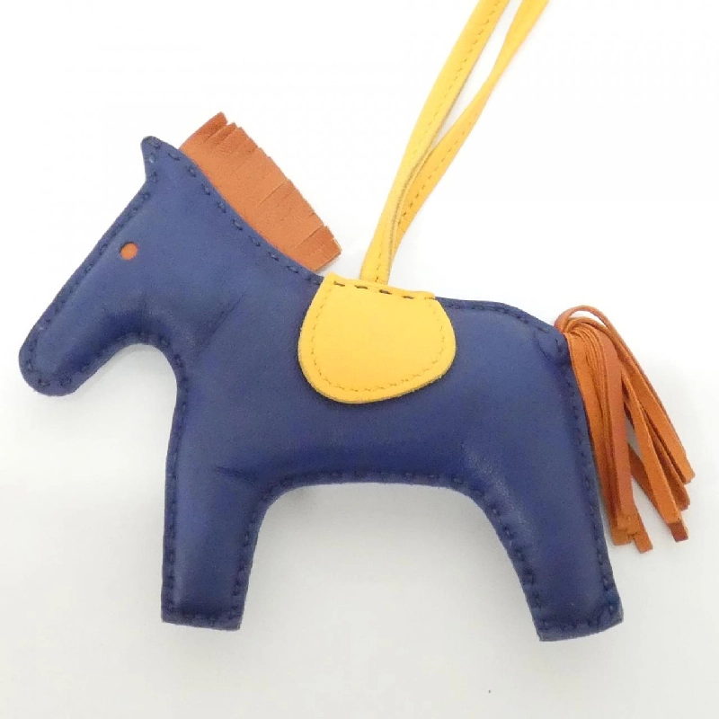 Charm túi Rodeo MM 064930CA - Hàng hiệu Authentic 773108