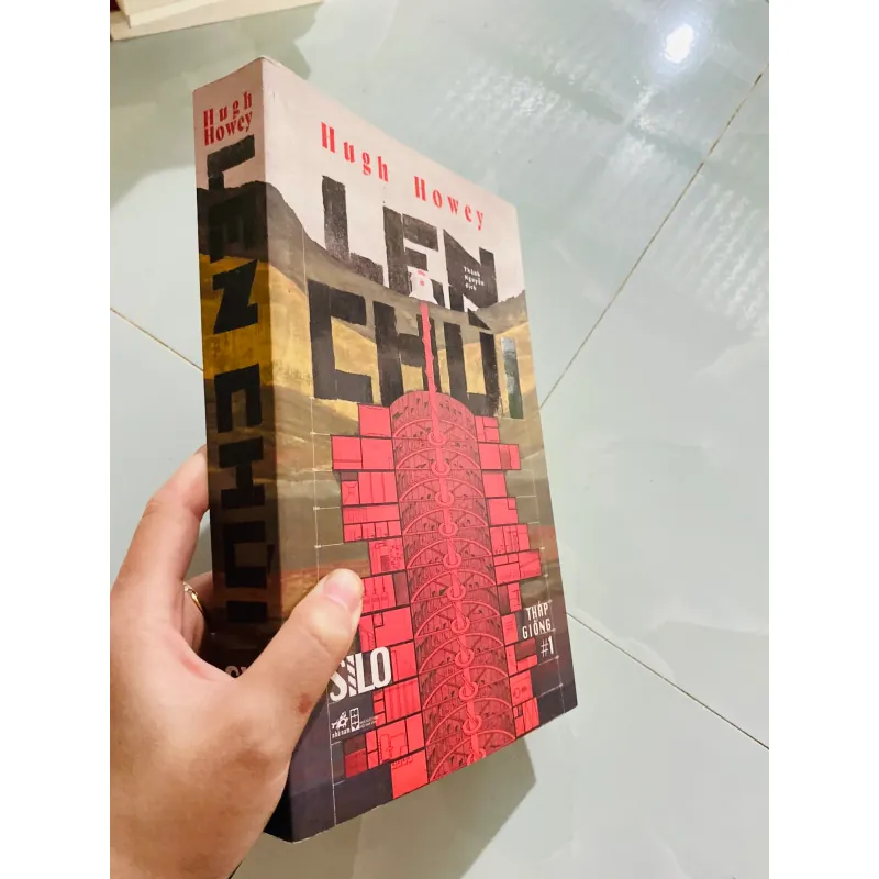 Len Chùi" - Hugh Howey 994021