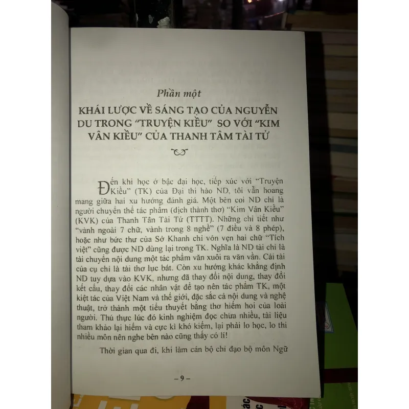 Từ Kim Vân Kiều đến Truyện Kiều so sánh và bình luận - Vũ Nho 1029685