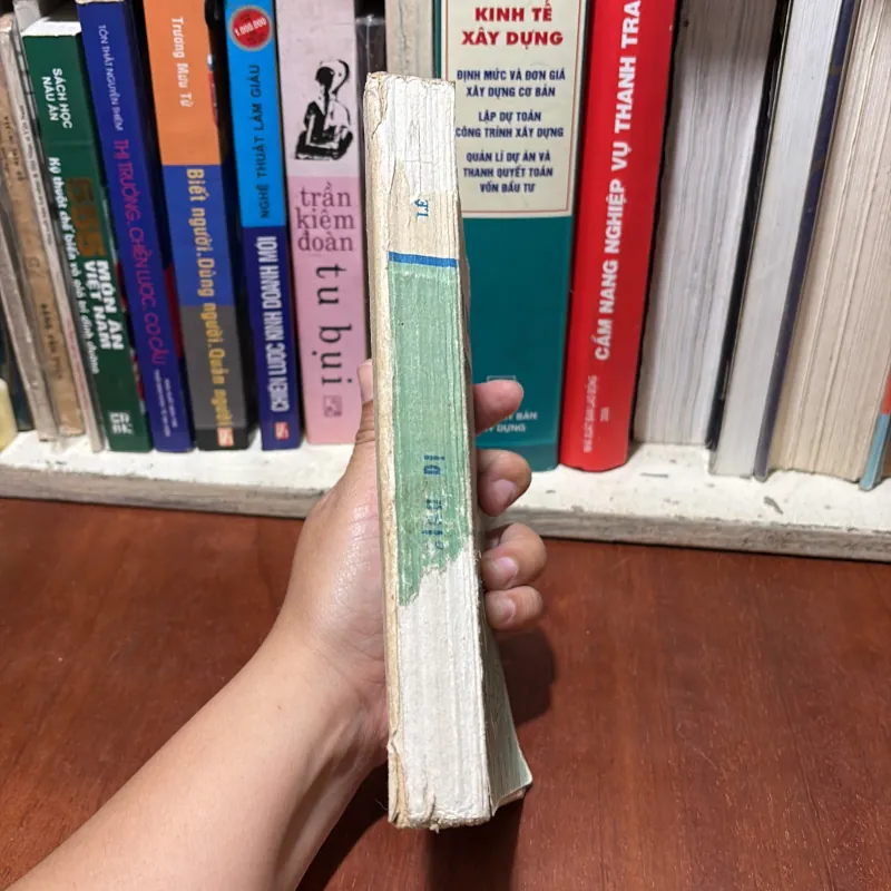 II Tiểu Thuyết: Một Cuộc Đời Bình Dị - Lê Huy Khanh - 1986 754362