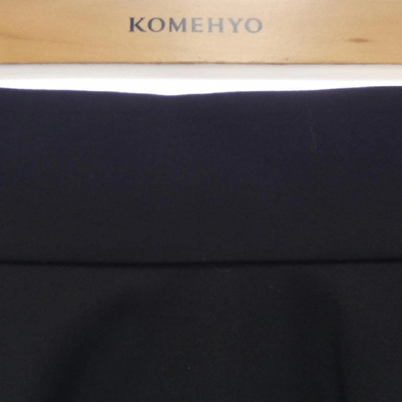 Váy BLUE LABEL CRESTBRIDGE - Hàng hiệu Authentic 825537