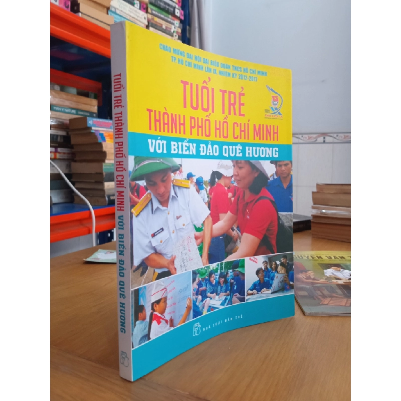Tuổi trẻ thành phố Hồ Chí Minh với biển đảo quê hương 548481