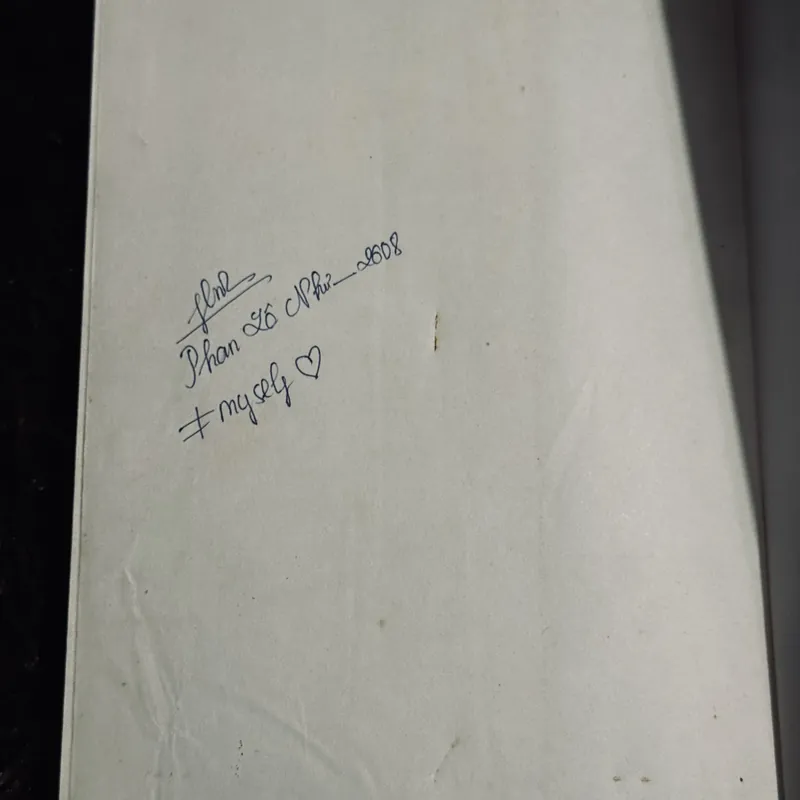 Kẻ trộm sách 726627