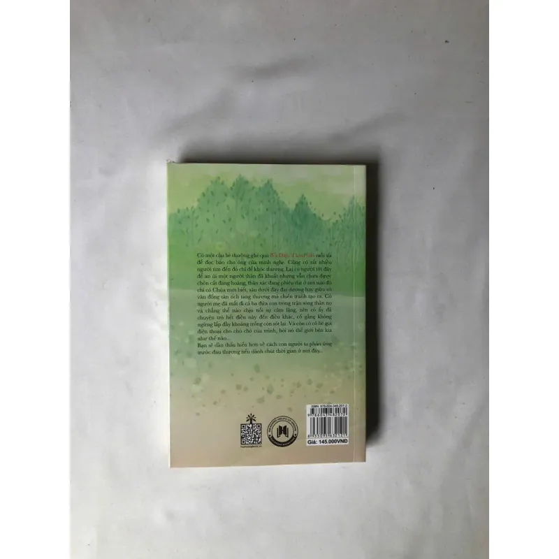 Bốt Điện Thoại Bên Rìa Thế Giới - Laura Imai Messina 735060