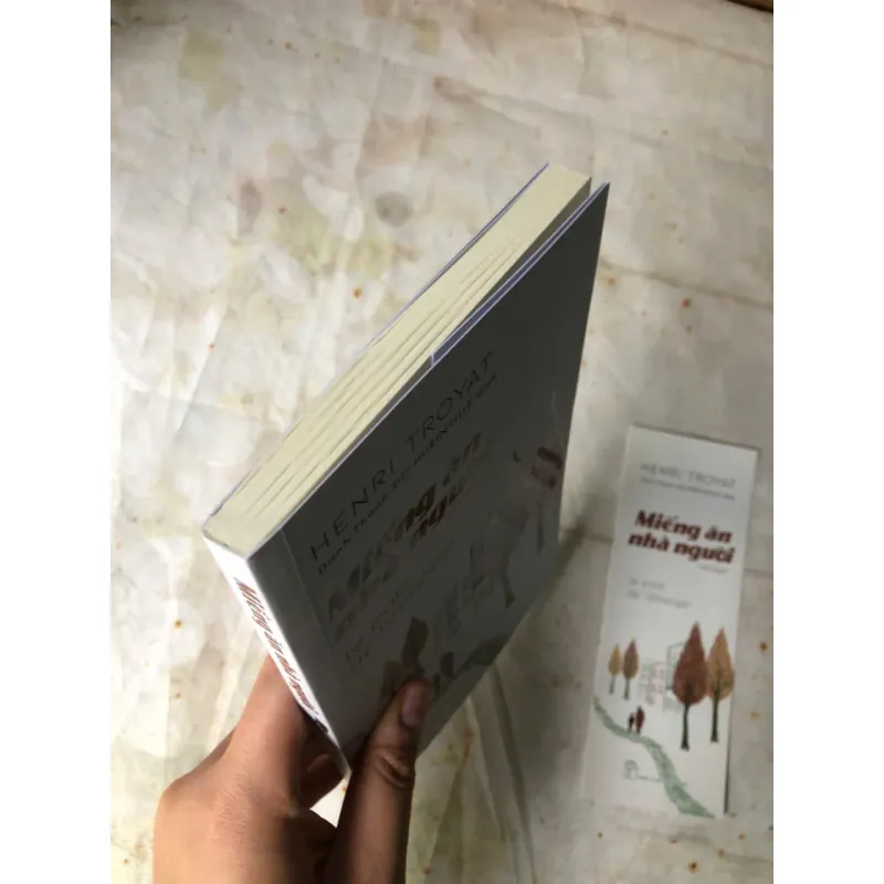 Miếng Ăn Nhà Người - Henri Troyat 800983