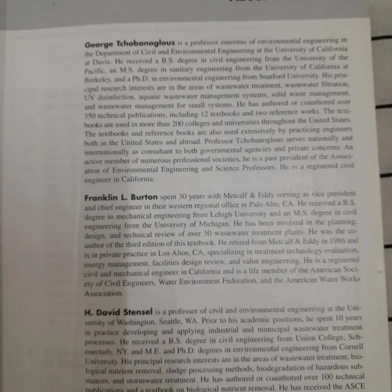 Sách ngoại văn Anh- WASTEWATER ENGINEERING 4ED. Metcalf & Eddy 2004. Print Sing. Như mới 598287