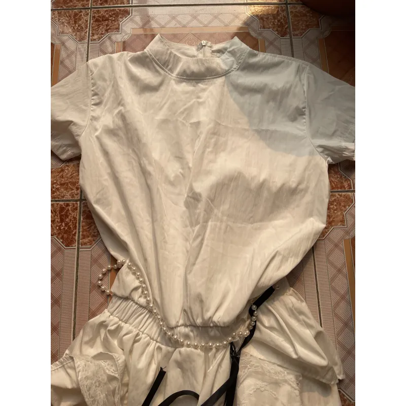 ÁO CỔ TRÒN PHỐI REN THẮT NƠ EO KÈM ĐAI NGỌC MIX CHÂN VÁY XÒE NANA S23 1013539