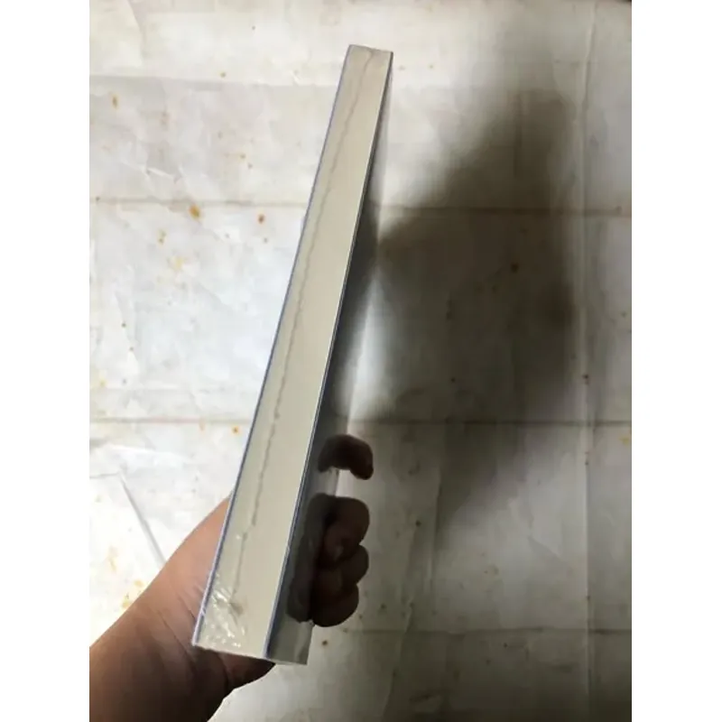 Địa Đàng Xa Lối - Evelyn Waugh 694571