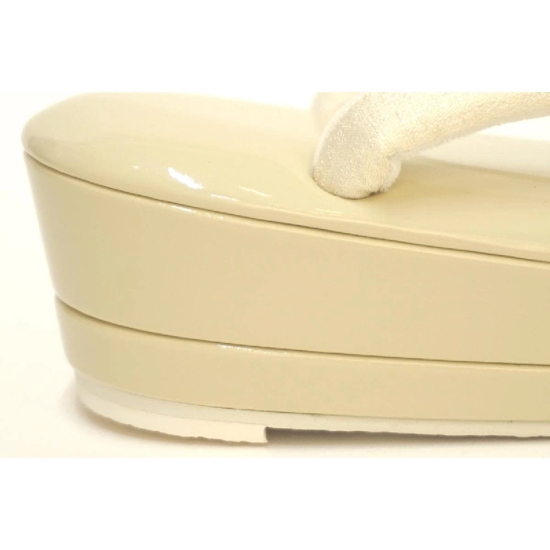 Dép nữ L size - Hàng hiệu Authentic 883972