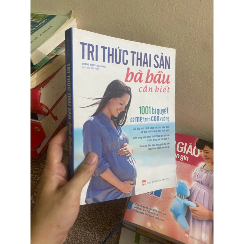 Sách tri thức thai sản bà bầu cần biết 307950
