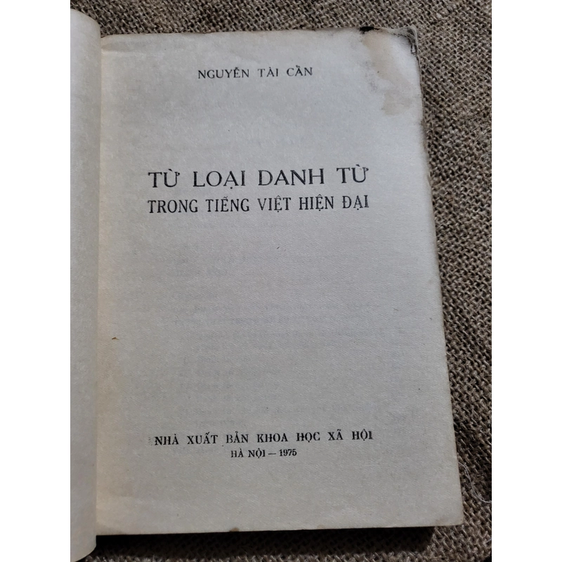 Từ loại danh từ trong tiếng Việt hiện đại, xuất bản 1975 283008