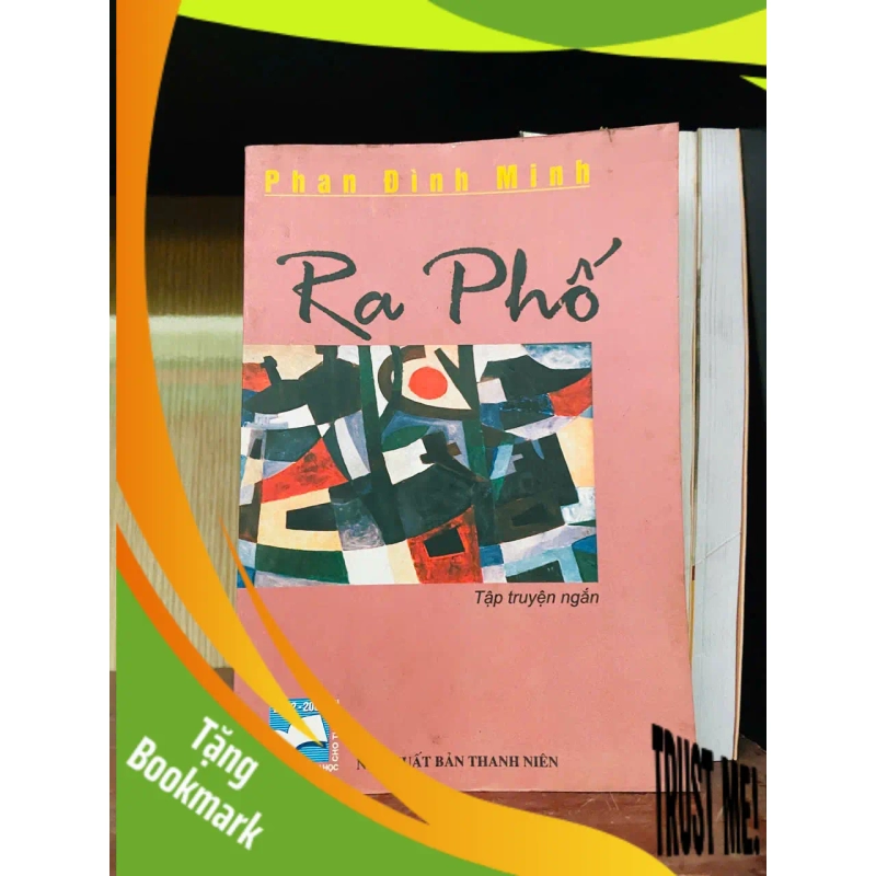 (TẶNG BOOKMARK) Ra phố - Phan Đình Minh Văn học Việt Nam RBK2702 951180