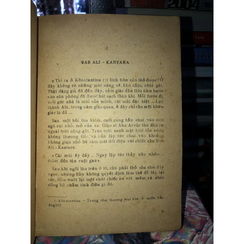 Trở lại Kônxtantina - A. T. Takhir Vattar 969781