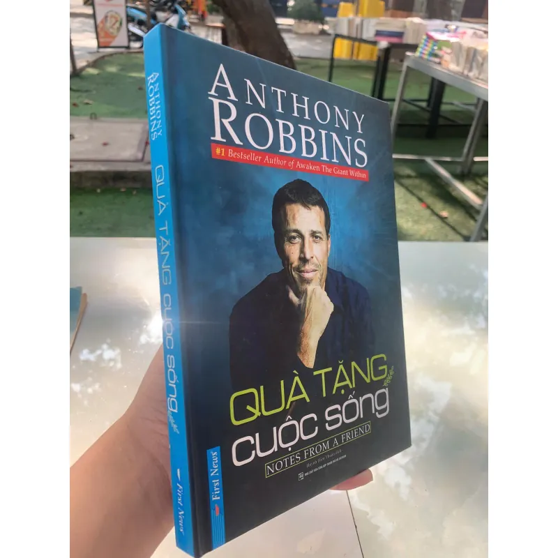 QUÀ TẶNG CUỘC SỐNG (BÌA CỨNG) - HUỲNH HIẾU THUẬN dịch 1022280