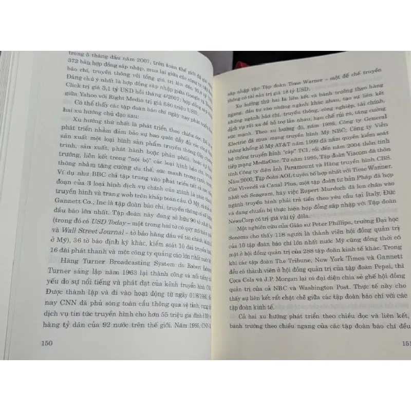 Báo chí, truyền thông hiện đại - GS. TS. Tạ Ngọc Tấn 698229