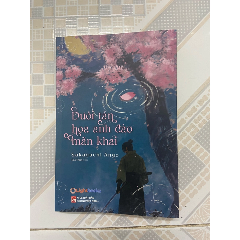 Dưới Tán Hoa Anh Đào Mãn Khai 499068